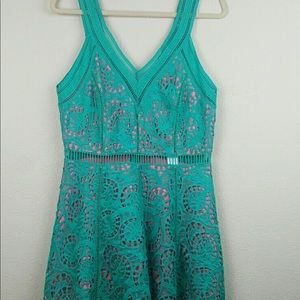 NWT GIANNI Bini dress- size L